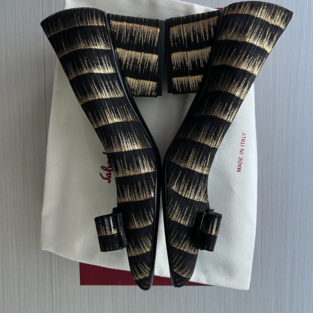 Metallic bow pumps - Picture 6 of 16
